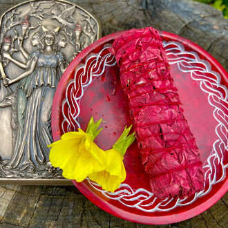 Luna Ignis Medium Smudge White Sage Infused Dragons Blood 4 Inches Luna Ignis Medium Smudge White Sage Infused Dragons Blood 4 Inches
