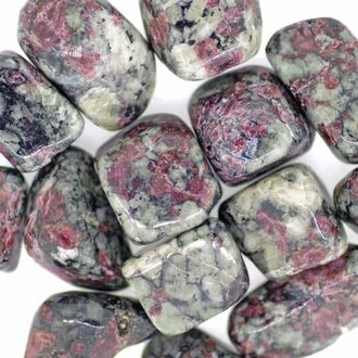 Luna Ignis Eudialyte