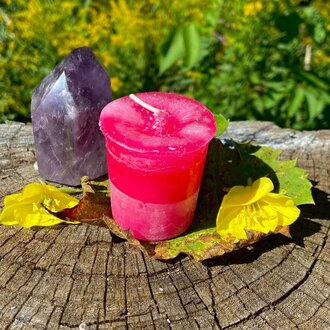 Luna Ignis Crystal Journey Reiki Charged Herbal Magic Spell Votives - Love Luna Ignis Crystal Journey Reiki Charged Herbal Magic Spell Votives - Love