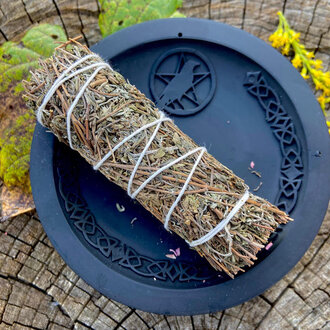 Luna Ignis Medium Smudge Thyme 4 Inches Luna Ignis Medium Smudge Thyme 4 Inches