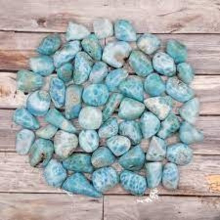 Luna Ignis Larimar