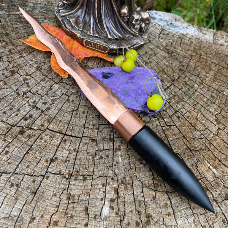 Luna Ignis Copper and Ebony Lilith Athame Reverse Pentacle