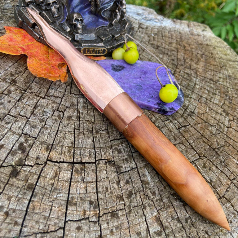 Luna Ignis Copper and Apple Lilith Athame Averse Pentacle Cunning Craft