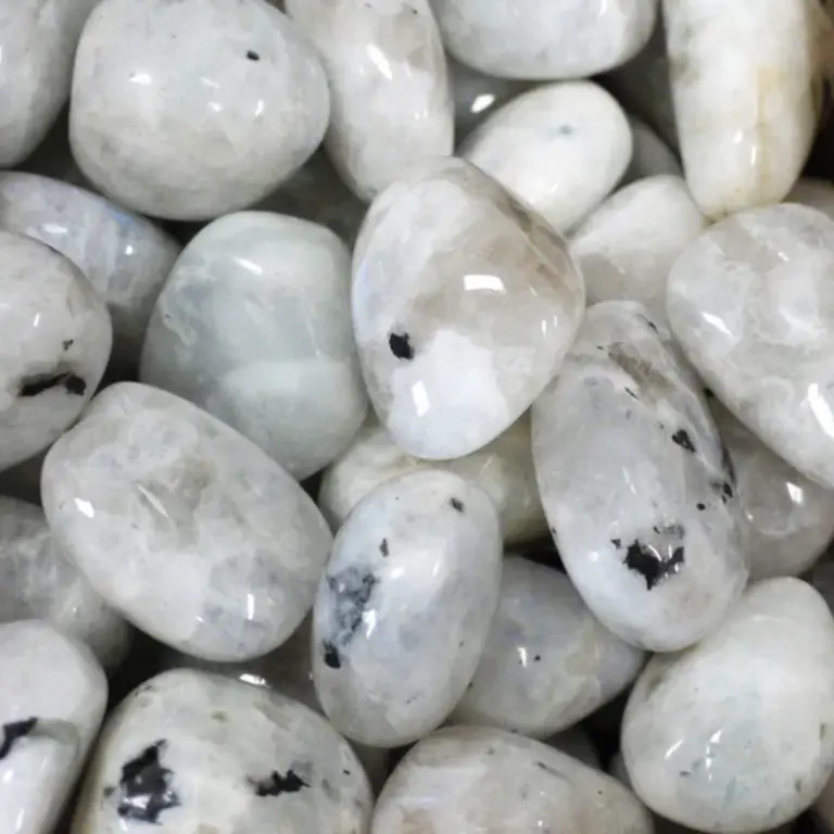 Luna Ignis Rainbow Moonstone