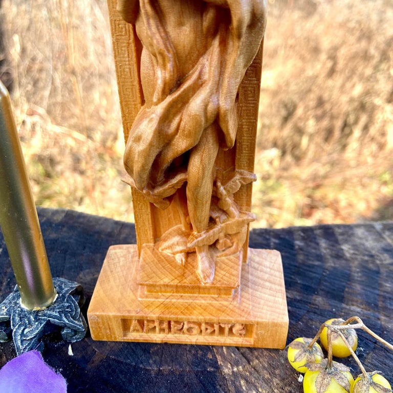 Luna Ignis Wooden Aphrodite Statue Hand Carved