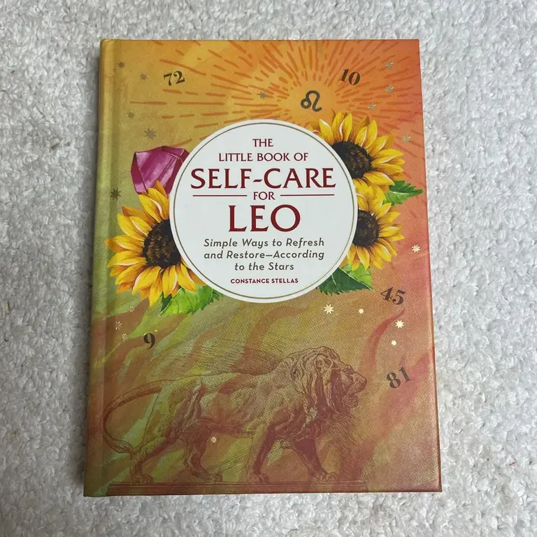 Simon and Schuster The Little Book of Self-Care for Leo