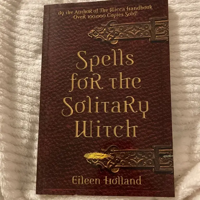 Weiser Spells for the Solitary Witch