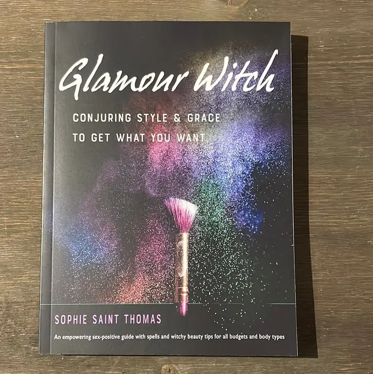 Weiser Glamour Witch: Conjuring Style & Grace to Get What You Want