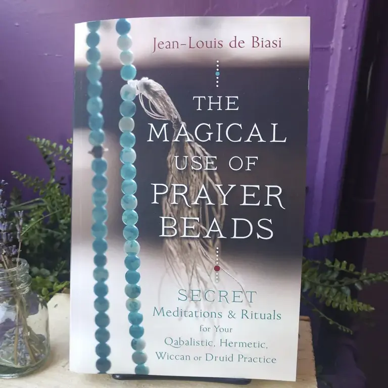Llewellyn Publications MAGICAL USE OF PRAYER BEADS: Secret Meditations & Rituals For Your Qabalistic, Hermetic, Wiccan Or Druid Practice