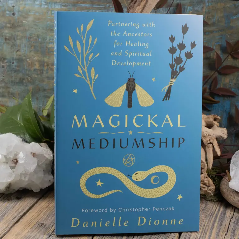 Llewellyn Publications Magickal Mediumship: Partnering with the Ancestors for Healing and Spiritual Development