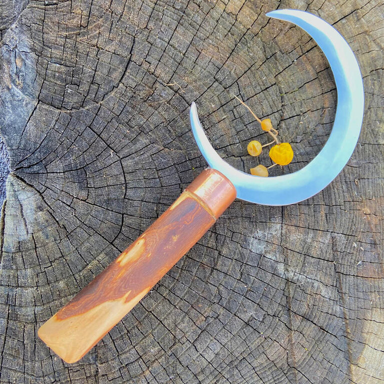 Luna Ignis Crescent Moon Boline With Willow Handle