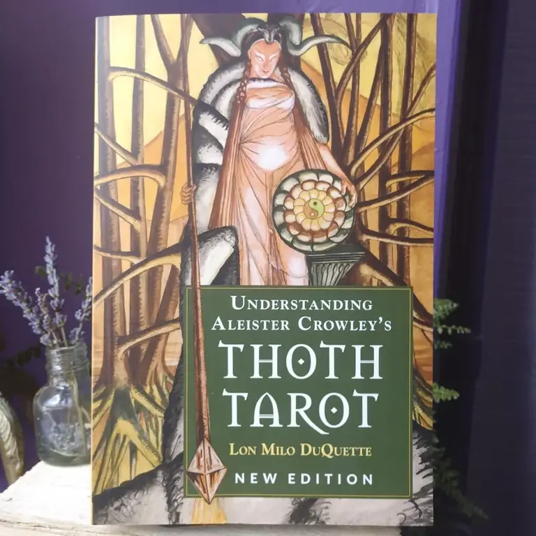 Weiser Understanding Aleister Crowley's Thoth Tarot