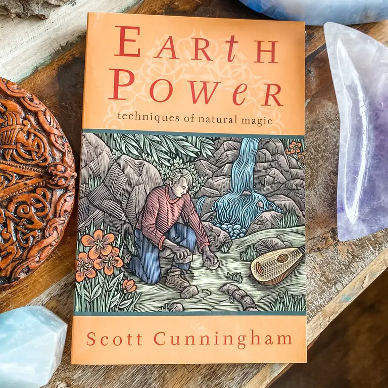 Llewellyn Publications Earth Power: Techniques of Natural Magic