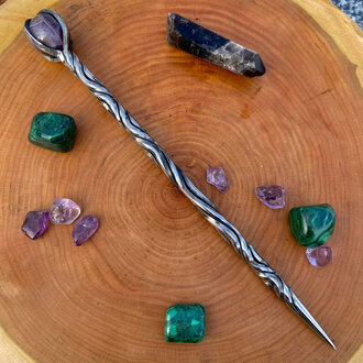 Luna Ignis Iron Wand with Amethyst sphere - Vine Twist single groove 8 twists Luna Ignis Iron Wand with Amethyst sphere - Vine Twist single groove 8 twists