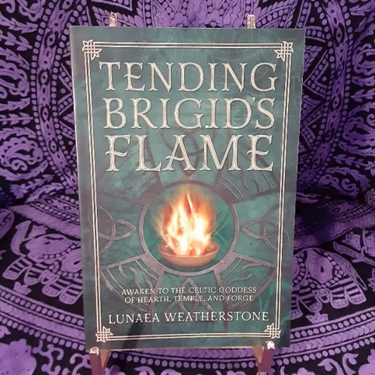 Llewellyn Publications Tending Brigid's Flame