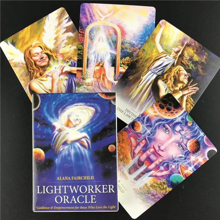Llewellyn Publications Lightworker Oracle