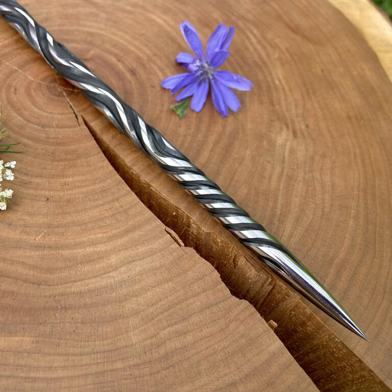 Luna Ignis Artisan Iron Wand with Troll Cross