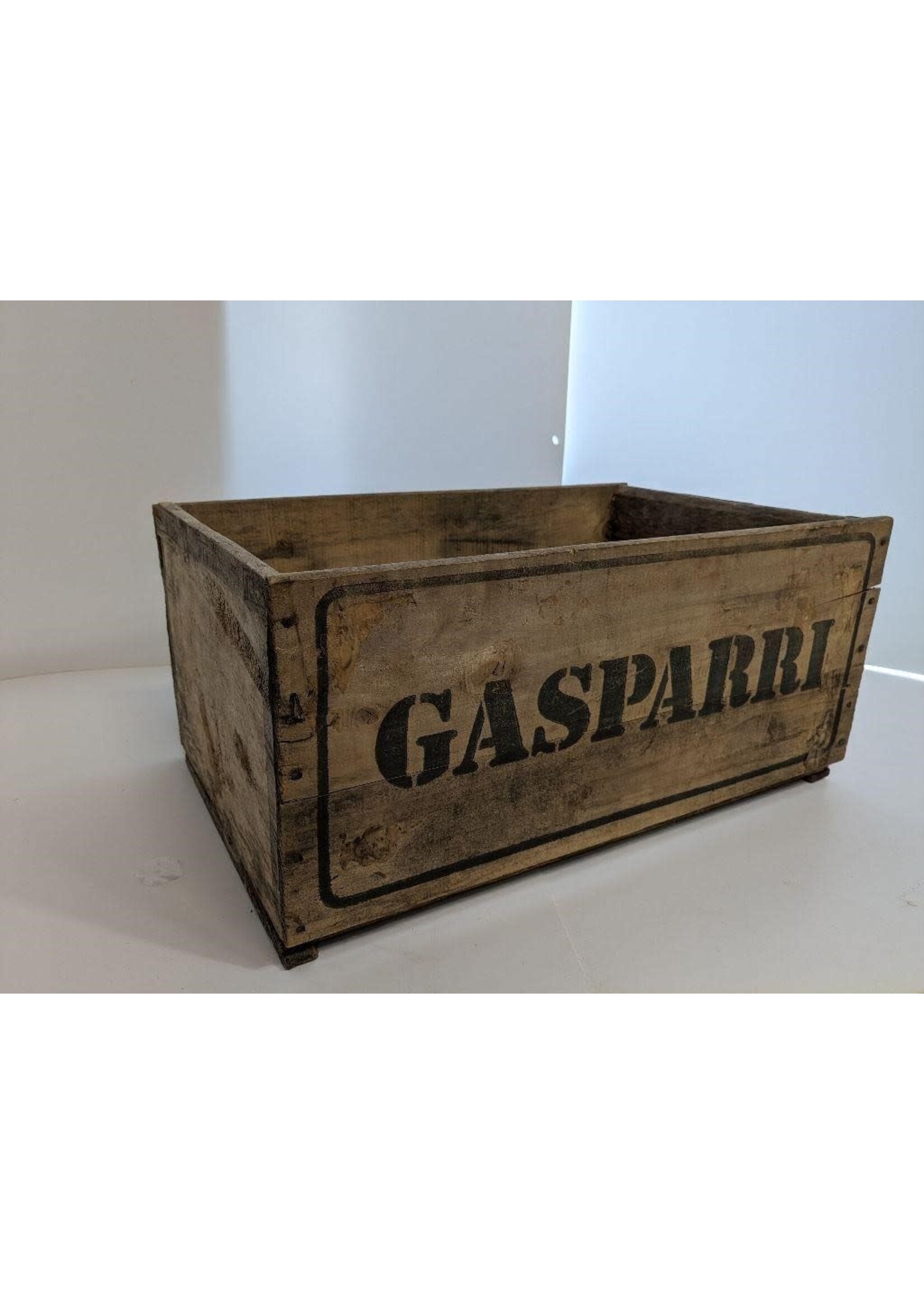 Gasparri Vintage wood crate