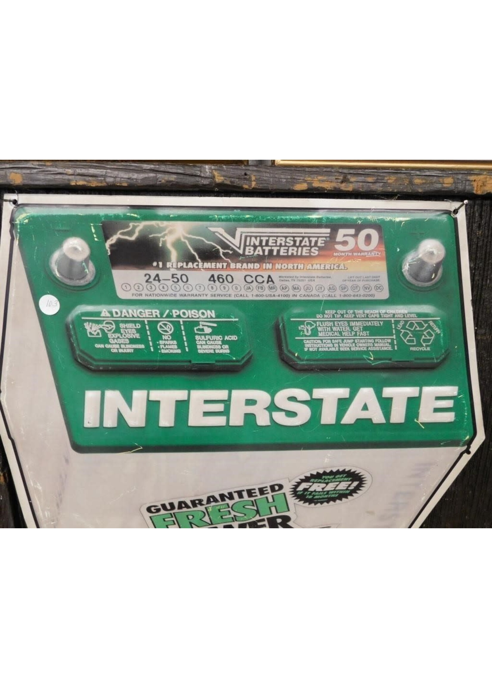 METAL SIGN "INTERSTATE" 20 X 23"