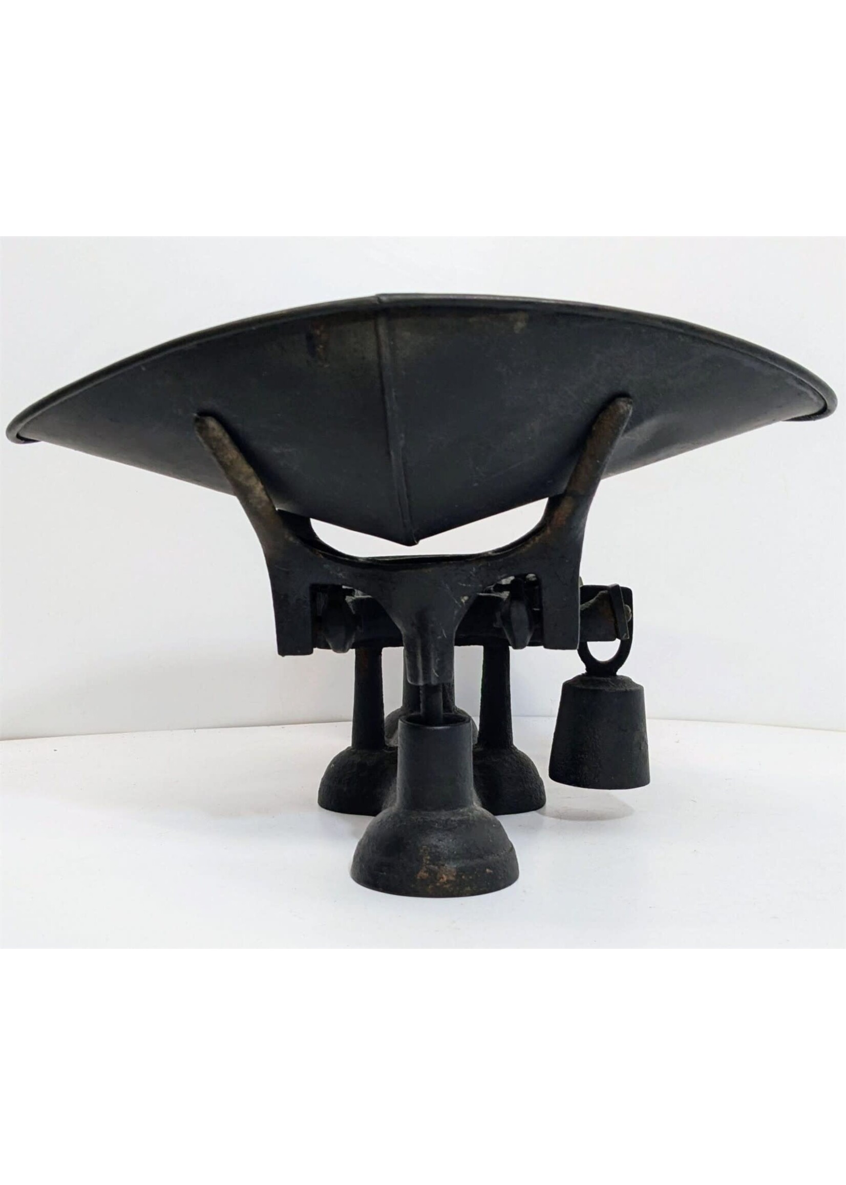 Cast Iron Montreal Store Scale With Weights