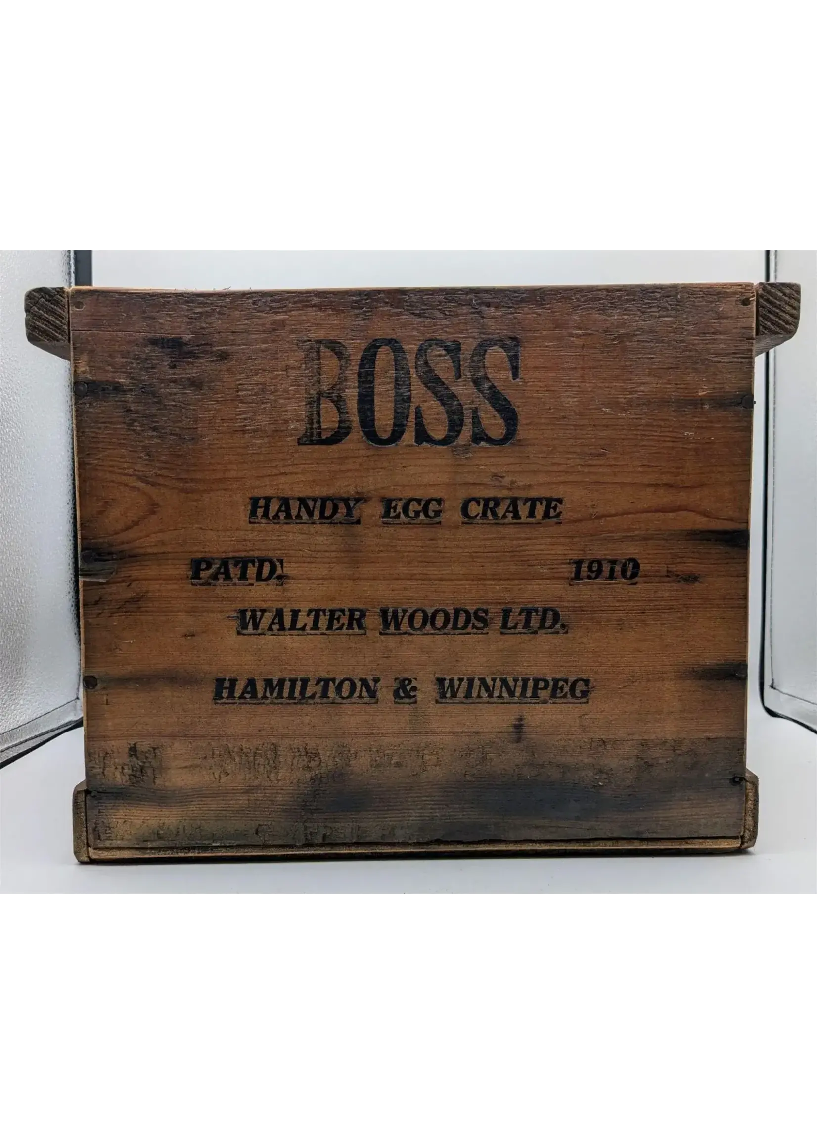 Boss C1910 Wood Egg Crate Box
