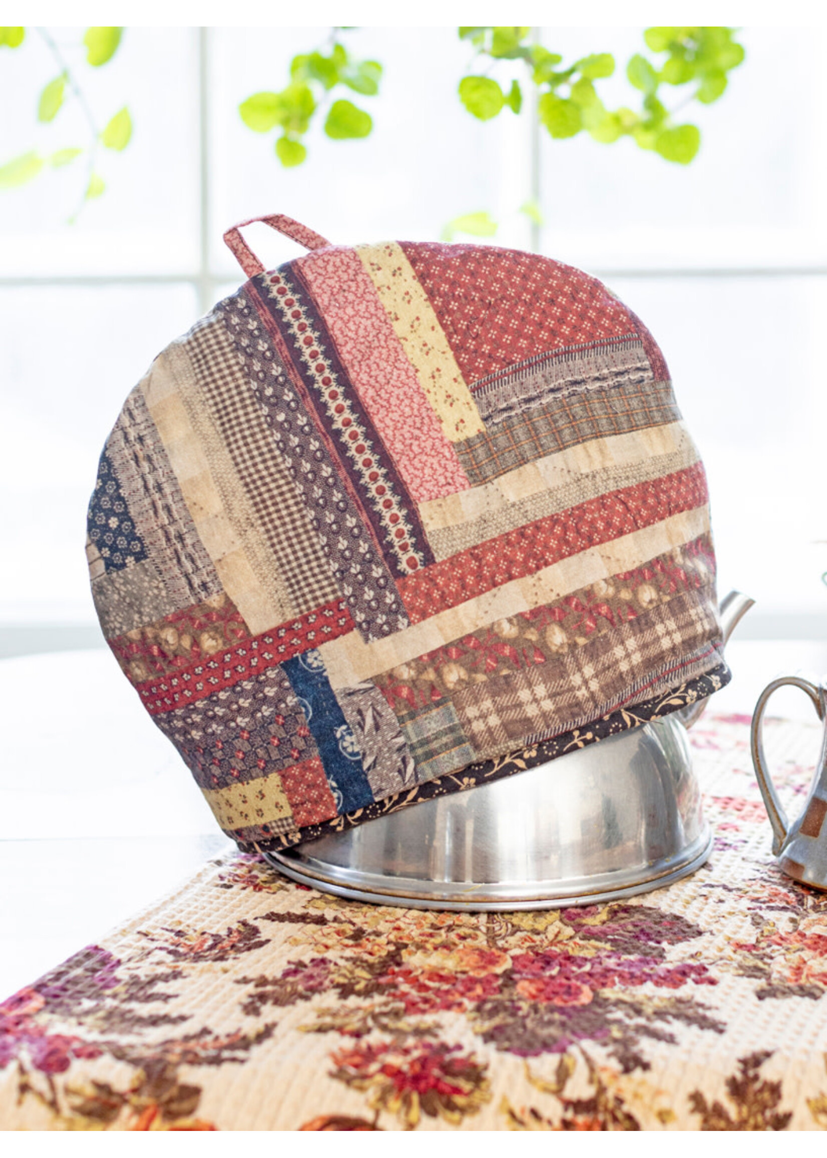 April Cornell Harvest Harmony Patchwork Tea Cozy