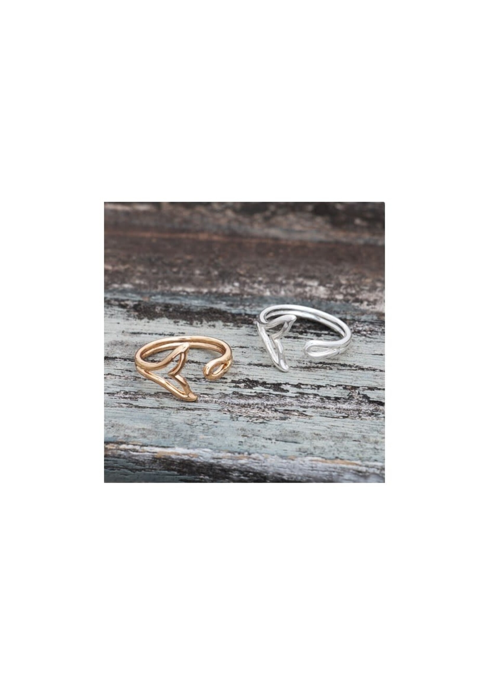 Glee Whale Ring-silver