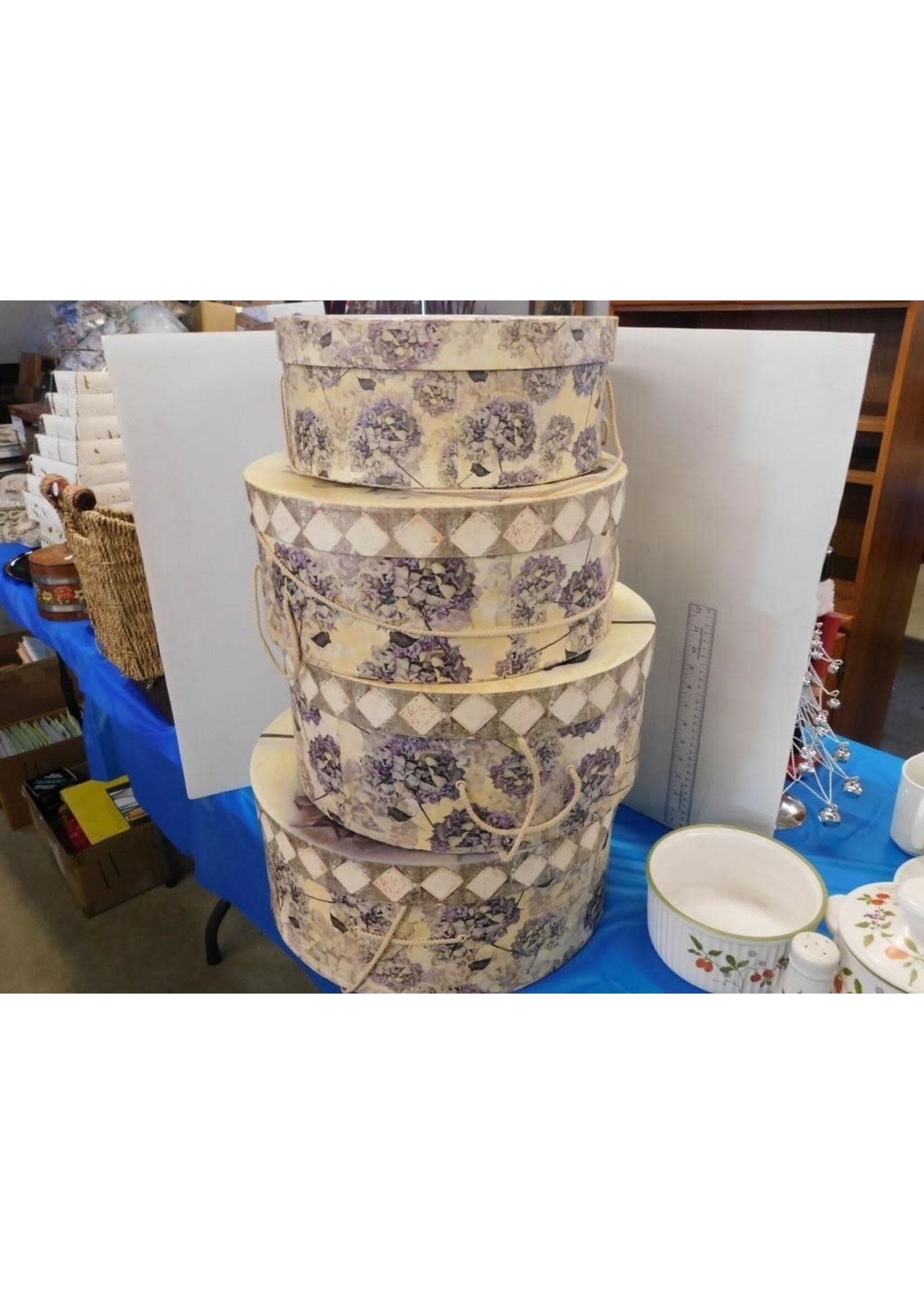 HAT STACKING BOXES - 4 IN 1