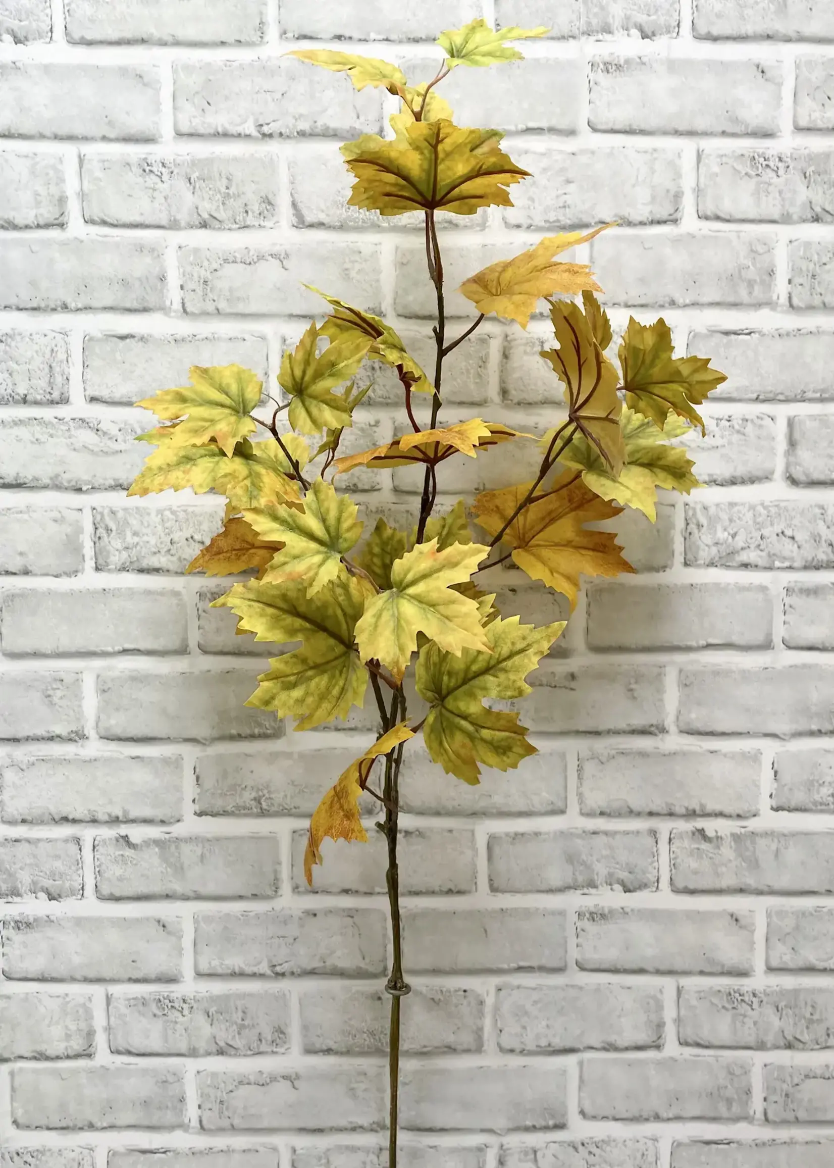 37" YELLOW GREEN MAPLE LEAF SPRAY