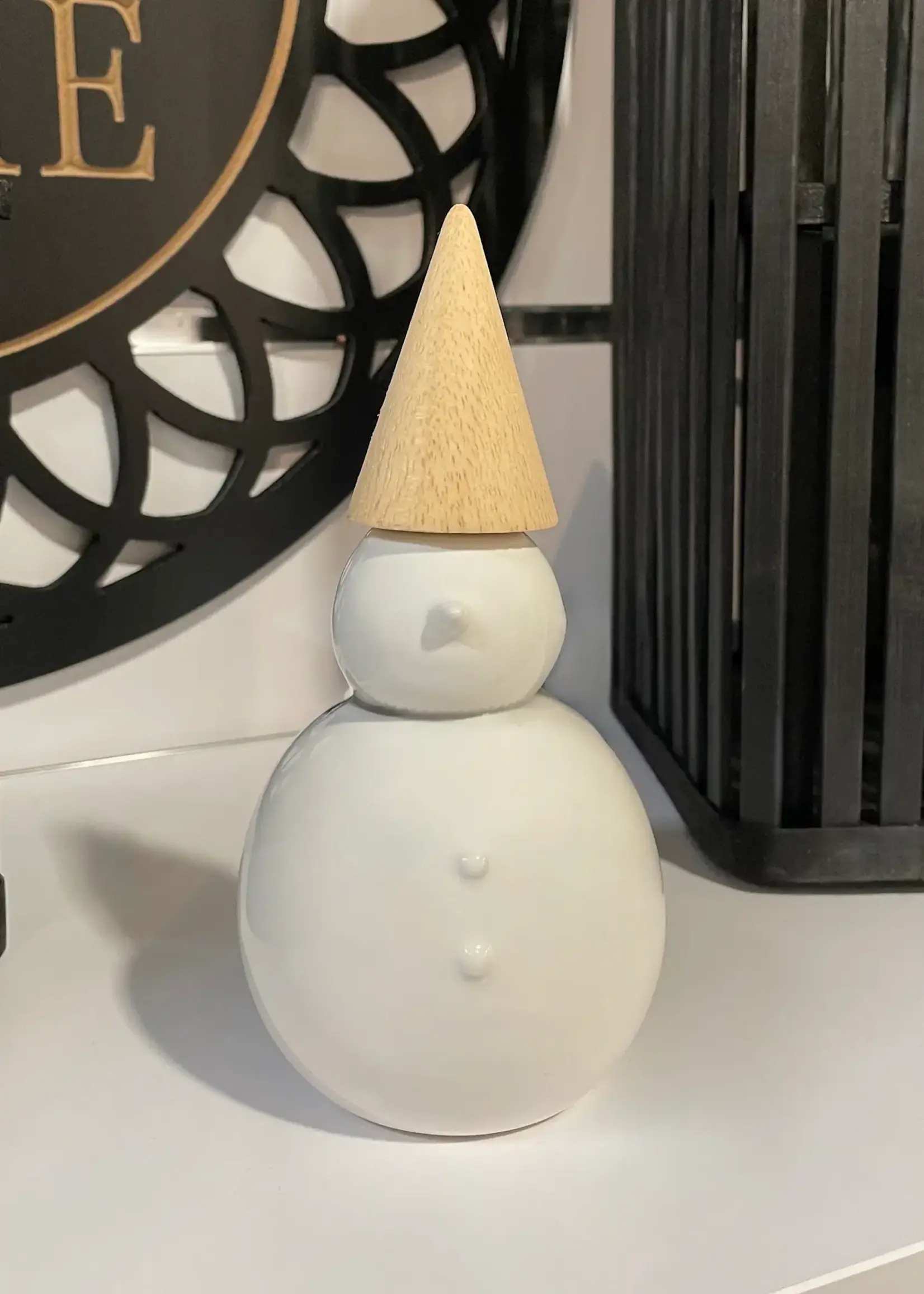 3.25"X6.75" PORCELAIN SNOWMAN FIGURINE