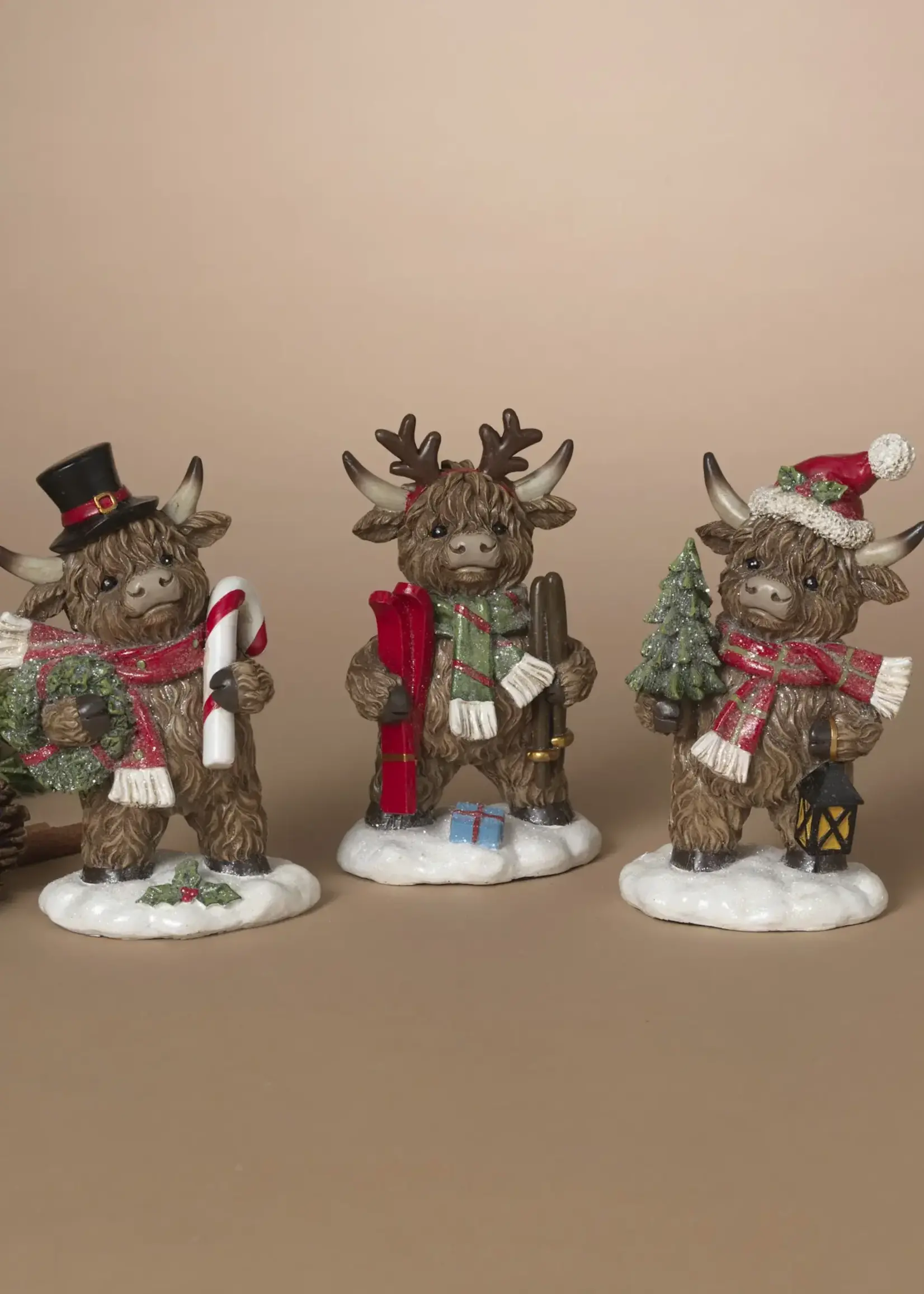 6"H RESIN HOLIDAY HIGHLAND COW