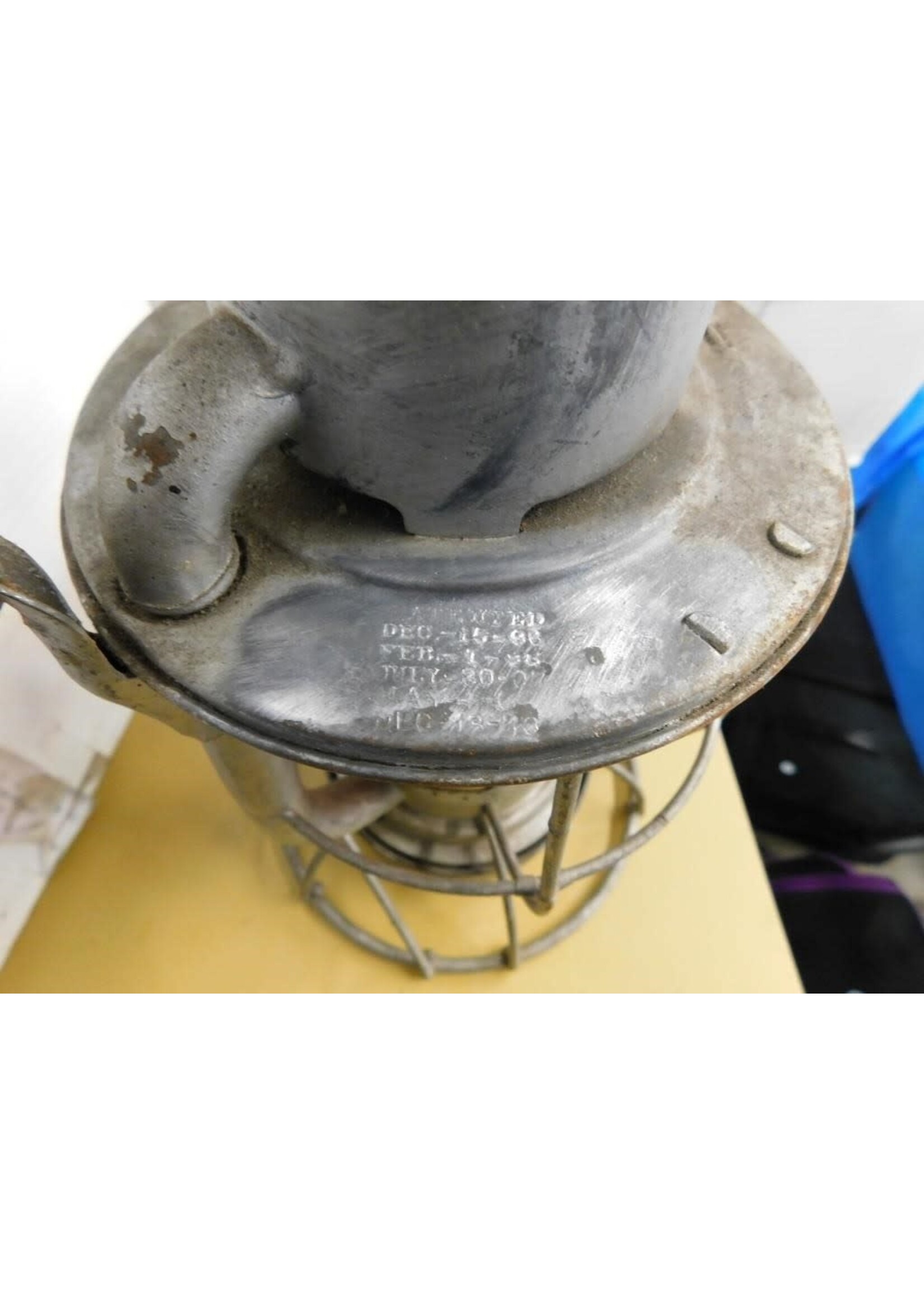 VINTAGE DIETZ-VESTA LANTERN, NEW YORK WITH RED GLOBE