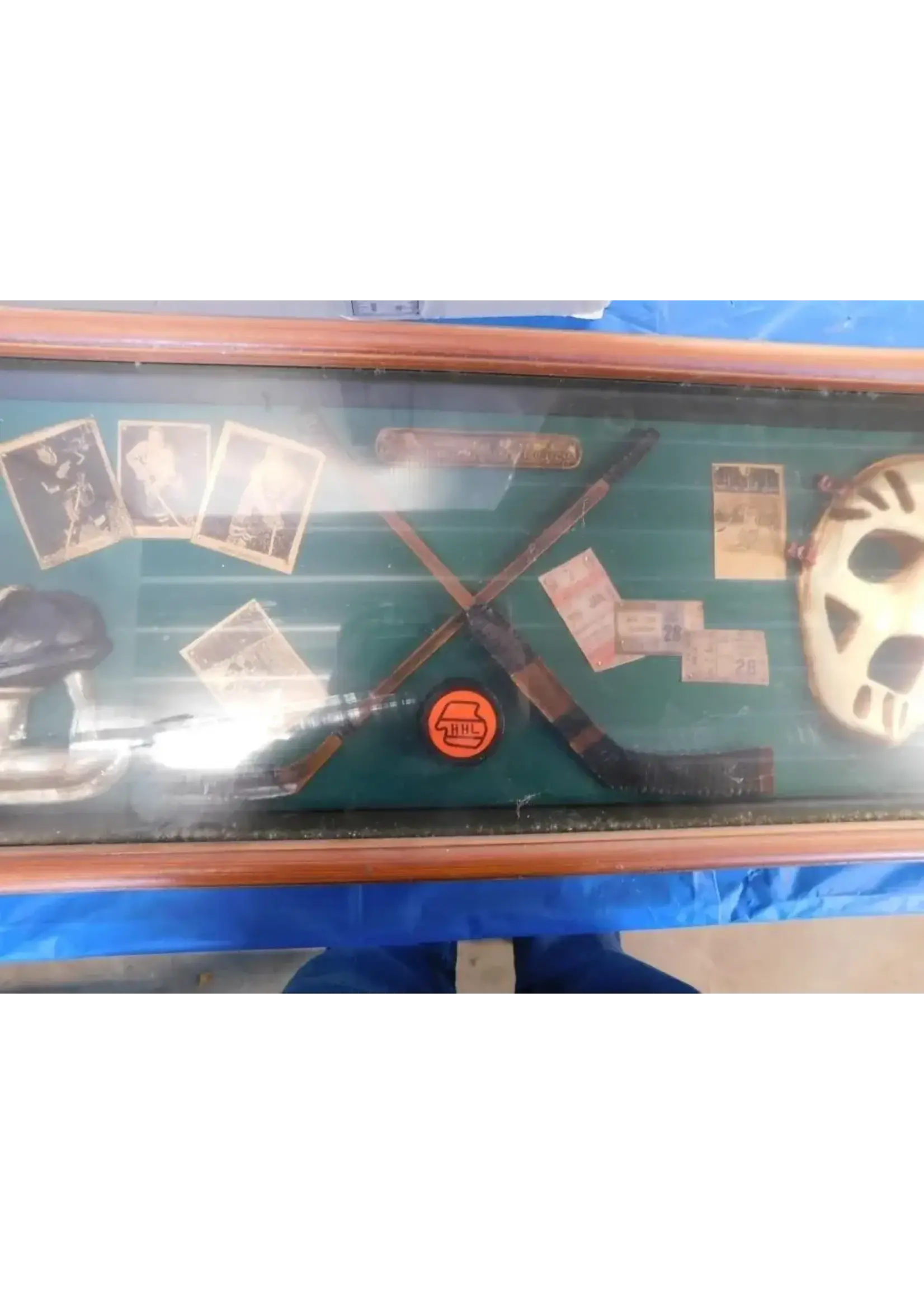 SHADOW BOX OF VINTAGE HOCKEY MEMORABILIA