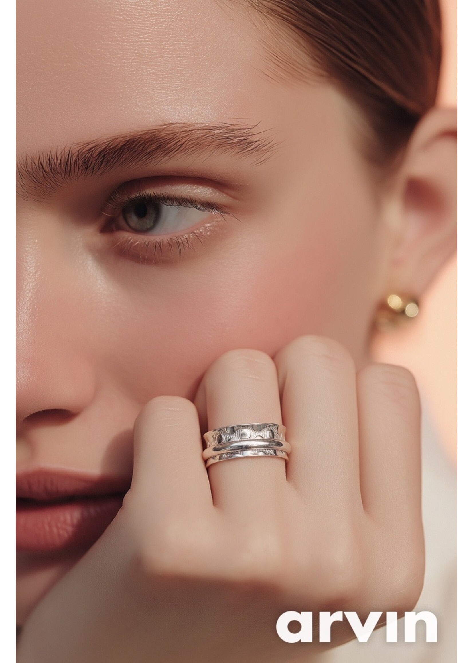 Monica Mehta SR 3316 SZ - 9 ALL SILVER SPIN RING