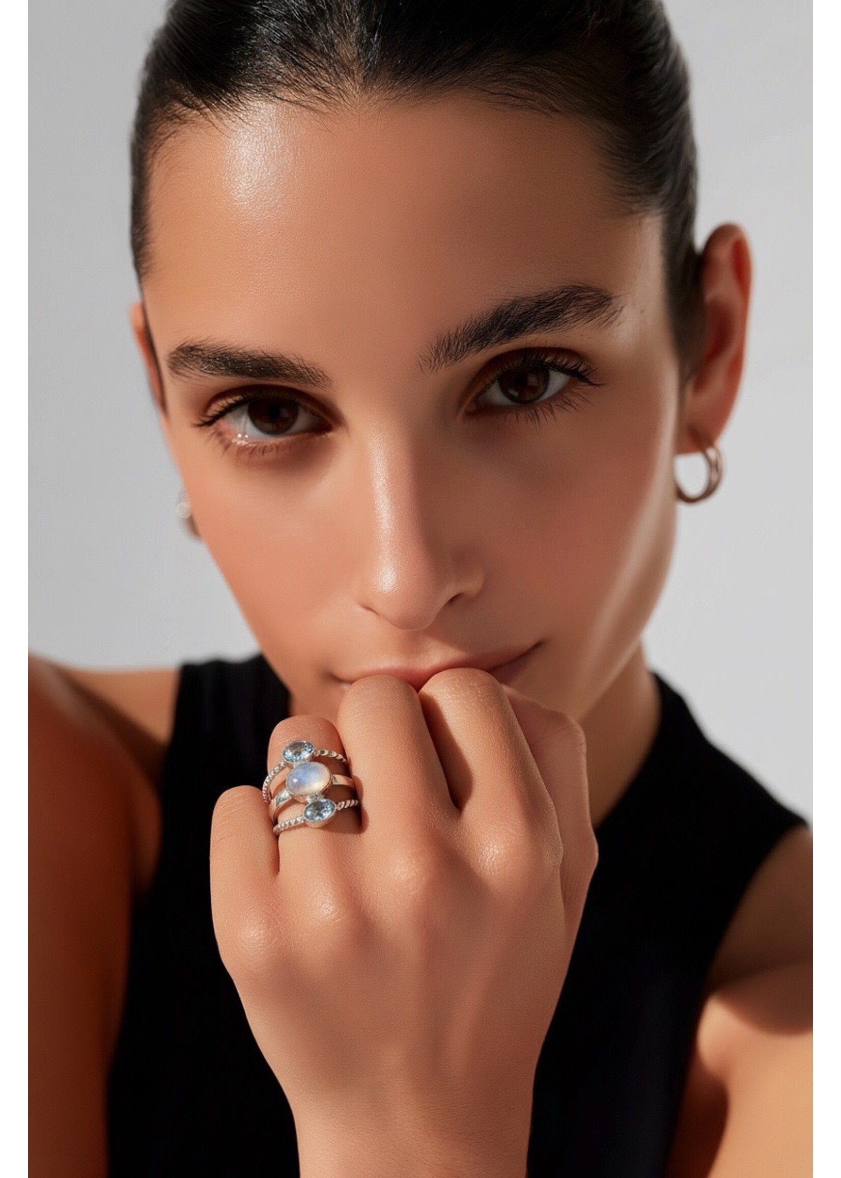 Monica Mehta Designer Sterling Silver Ring w Moonstome & Blue Topaz Sz 7