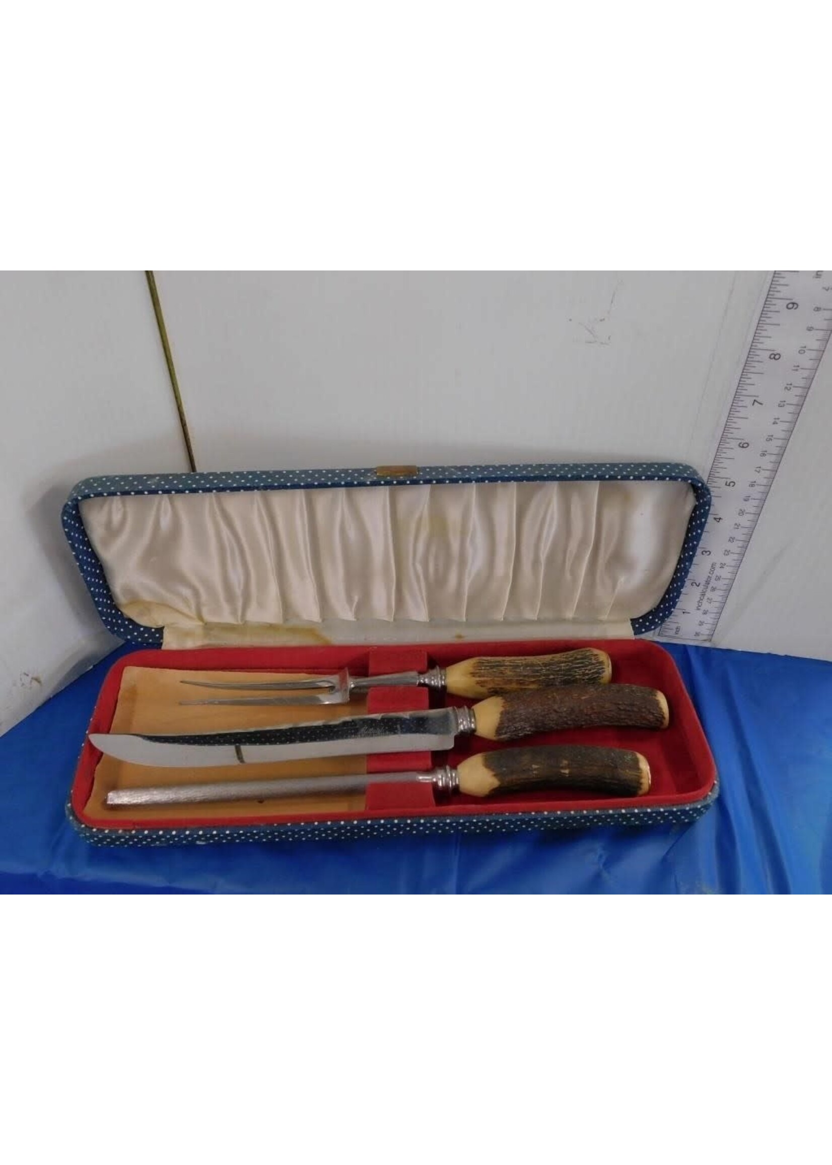 CARVING SET