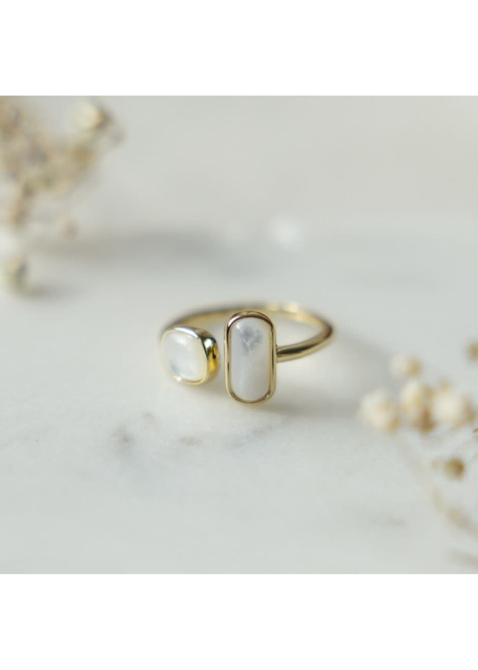 Glee Stone Sister Ring-gold-mother of pearl