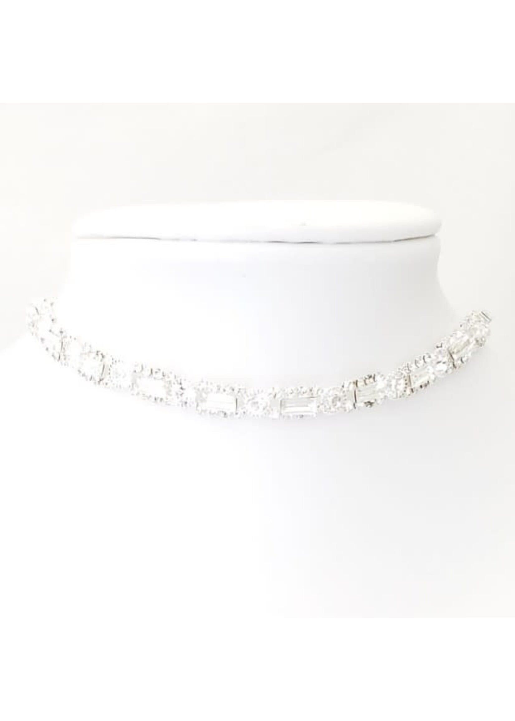 Choker with Clear Crystals