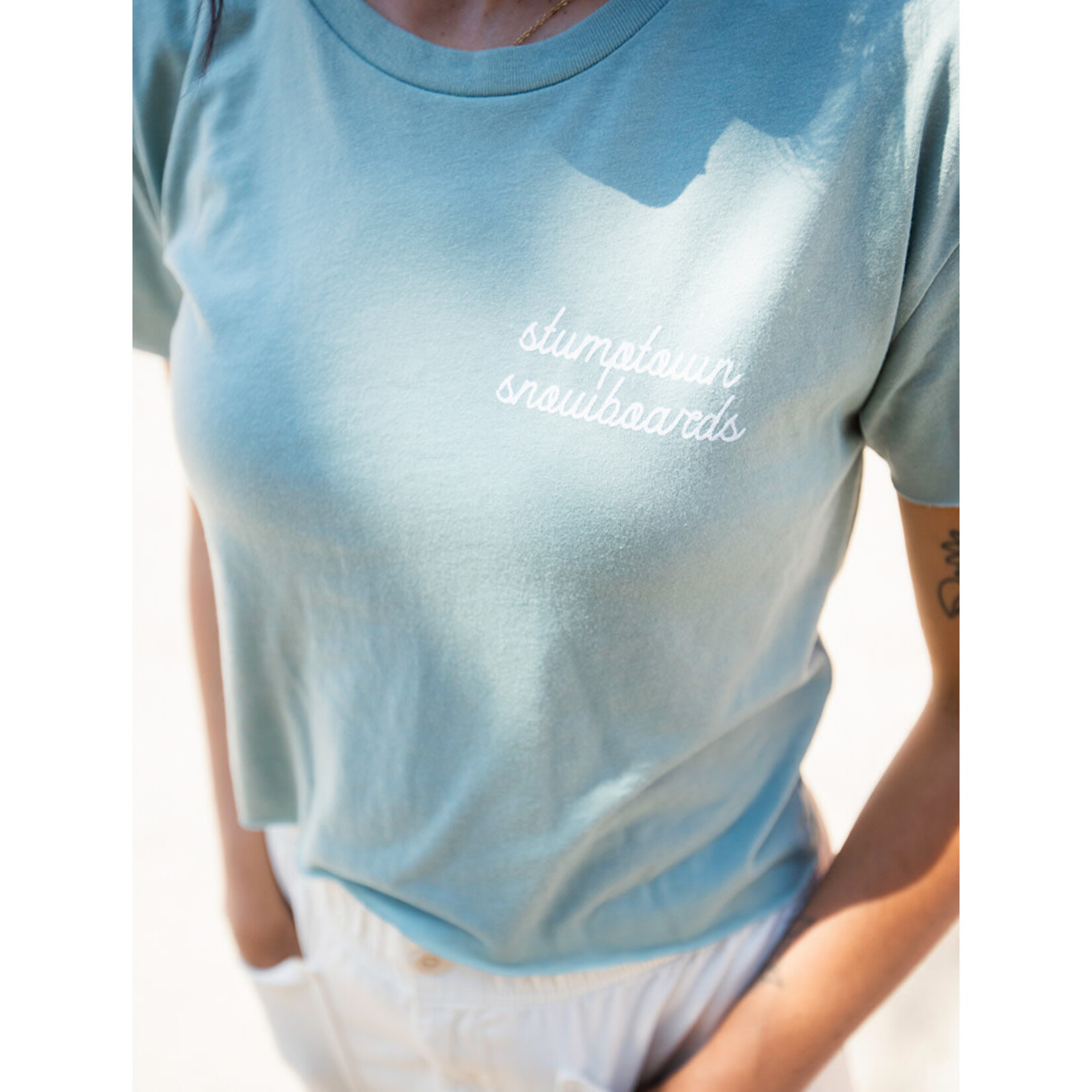 Stumptown Snowboards W Stump Crop T Script