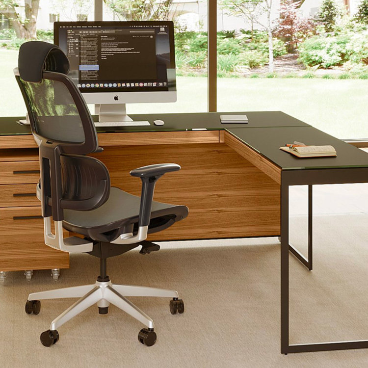 VOCA ADJUSTABLE DESK CHAIR