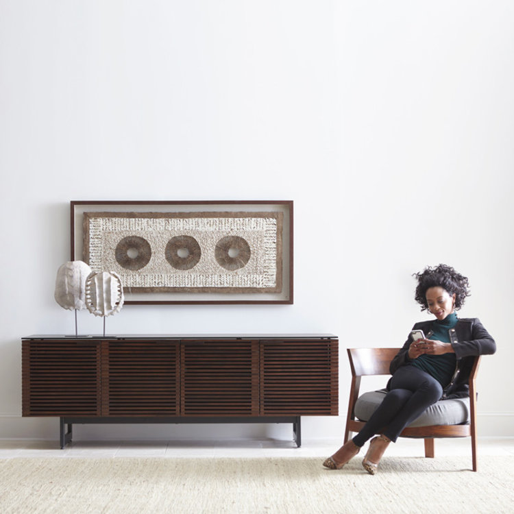 CORRIDOR MEDIA CONSOLE