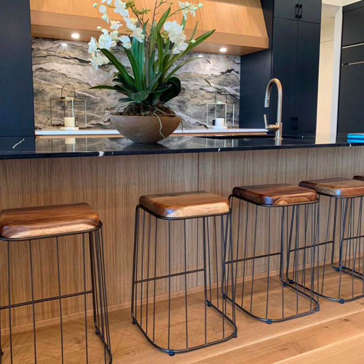 TREBLE COUNTER STOOL