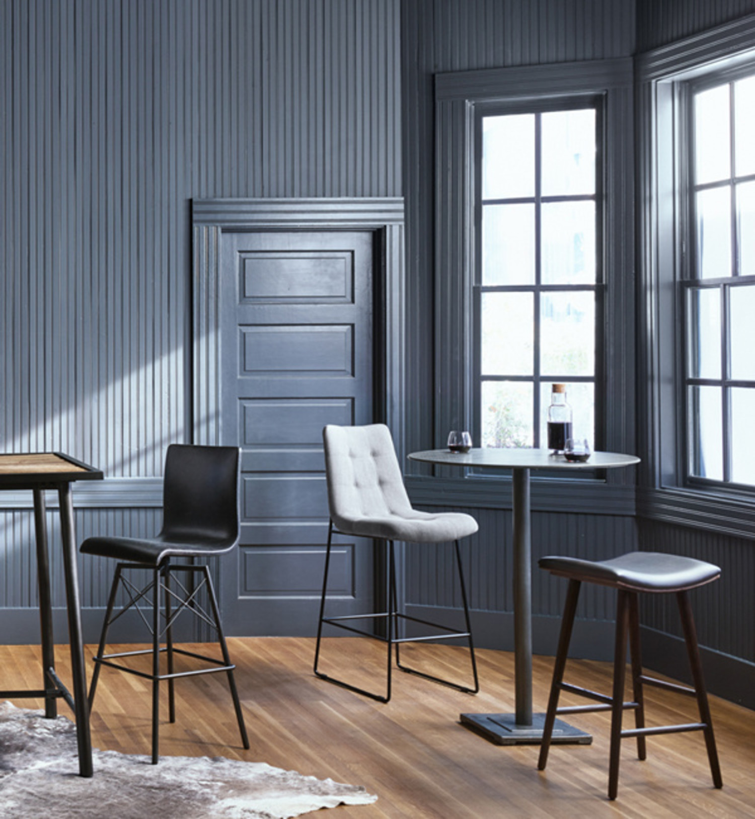 Fannin on sale bar table