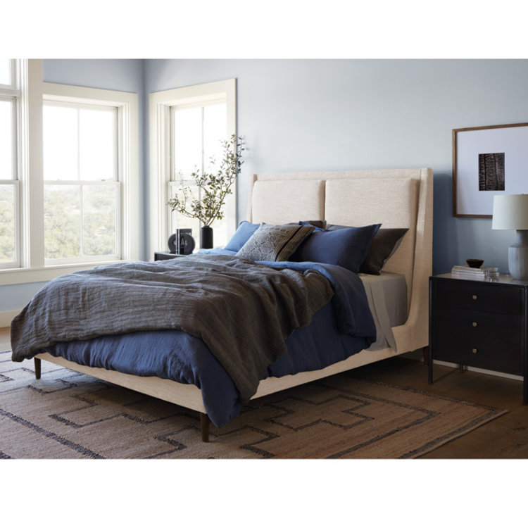 POTTER UPHOLSTERED BED