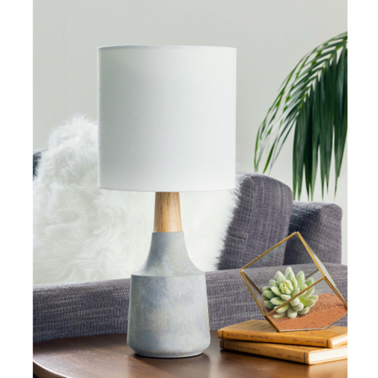 KENT TABLE LAMP