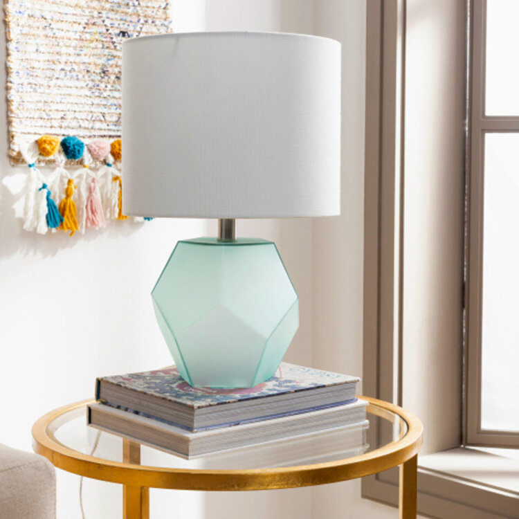 KELSEY TABLE LAMP