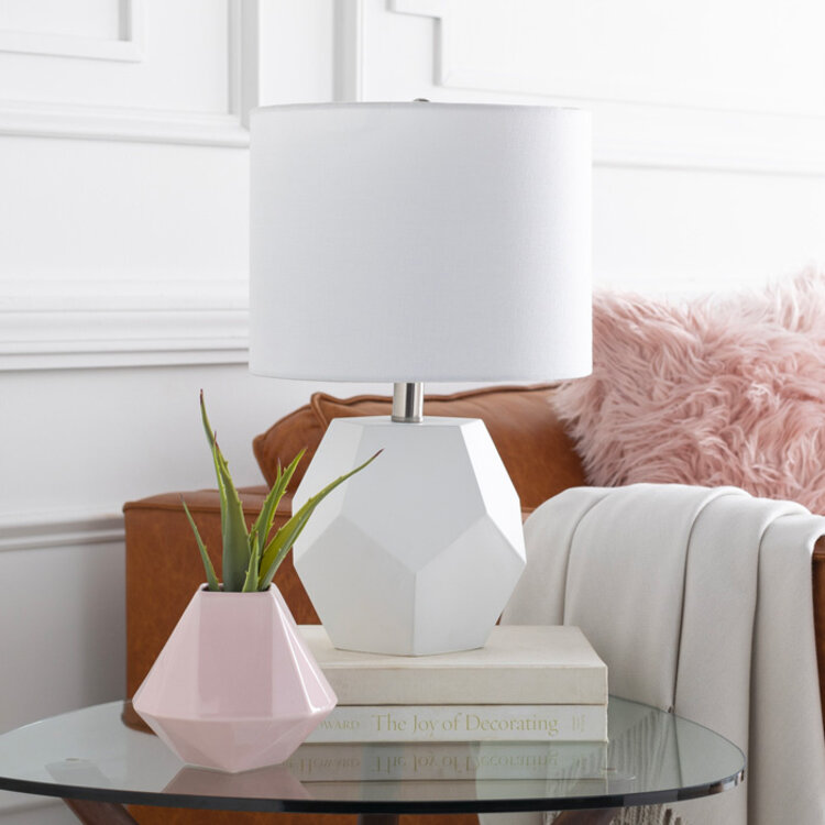 KELSEY TABLE LAMP