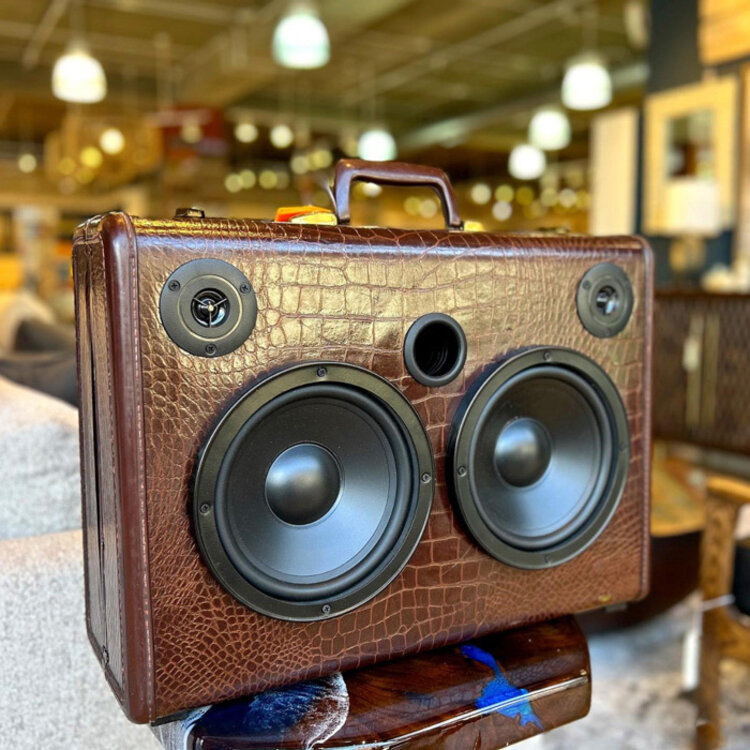 BOOMBOX BAGGAGE ARTISAN- BOOMBOX BAGGAGE