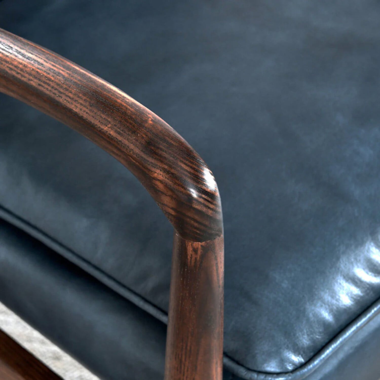 KIARA LEATHER CLUB CHAIR - Su Casa