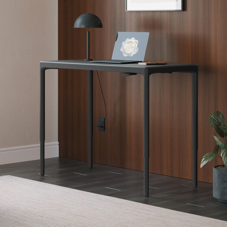 LUMA STANDING DESK